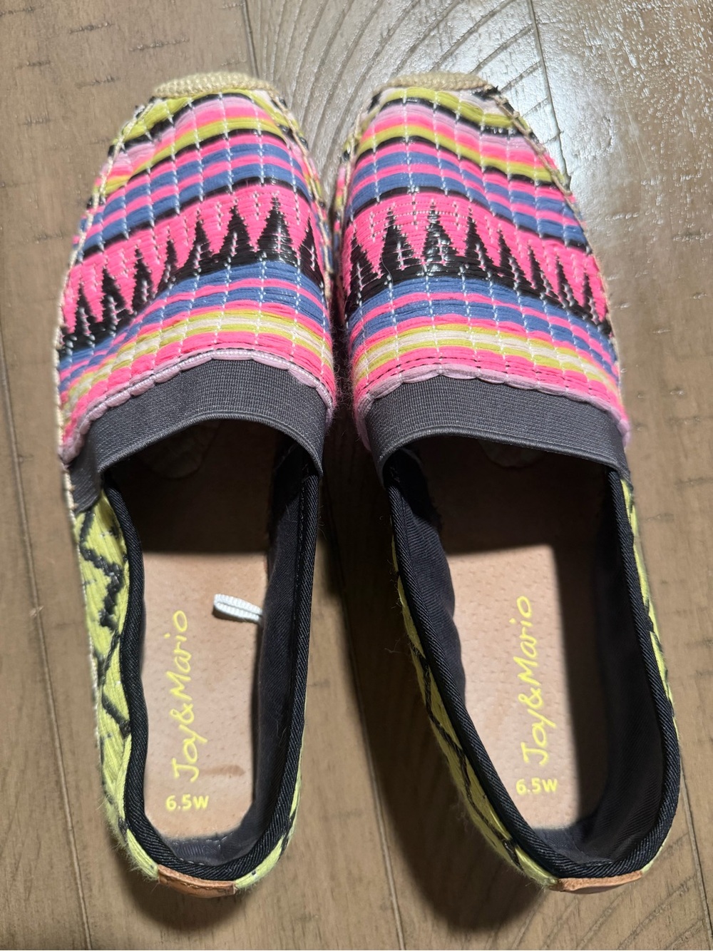 Joy & Mario Women's Multicolor Slip-On Flats - Pink Accent